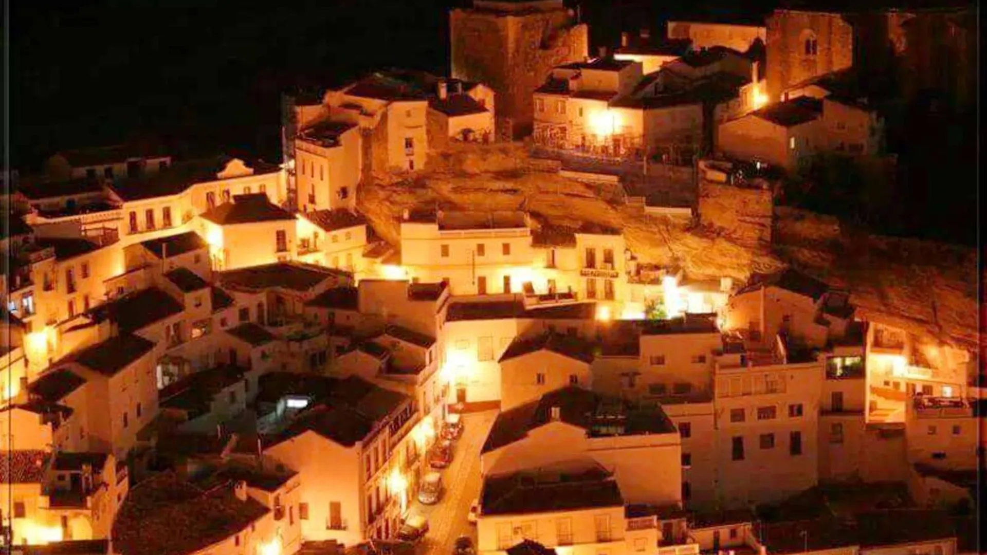 Charming Villa In Setenil De Las Bodegas With Private Pool