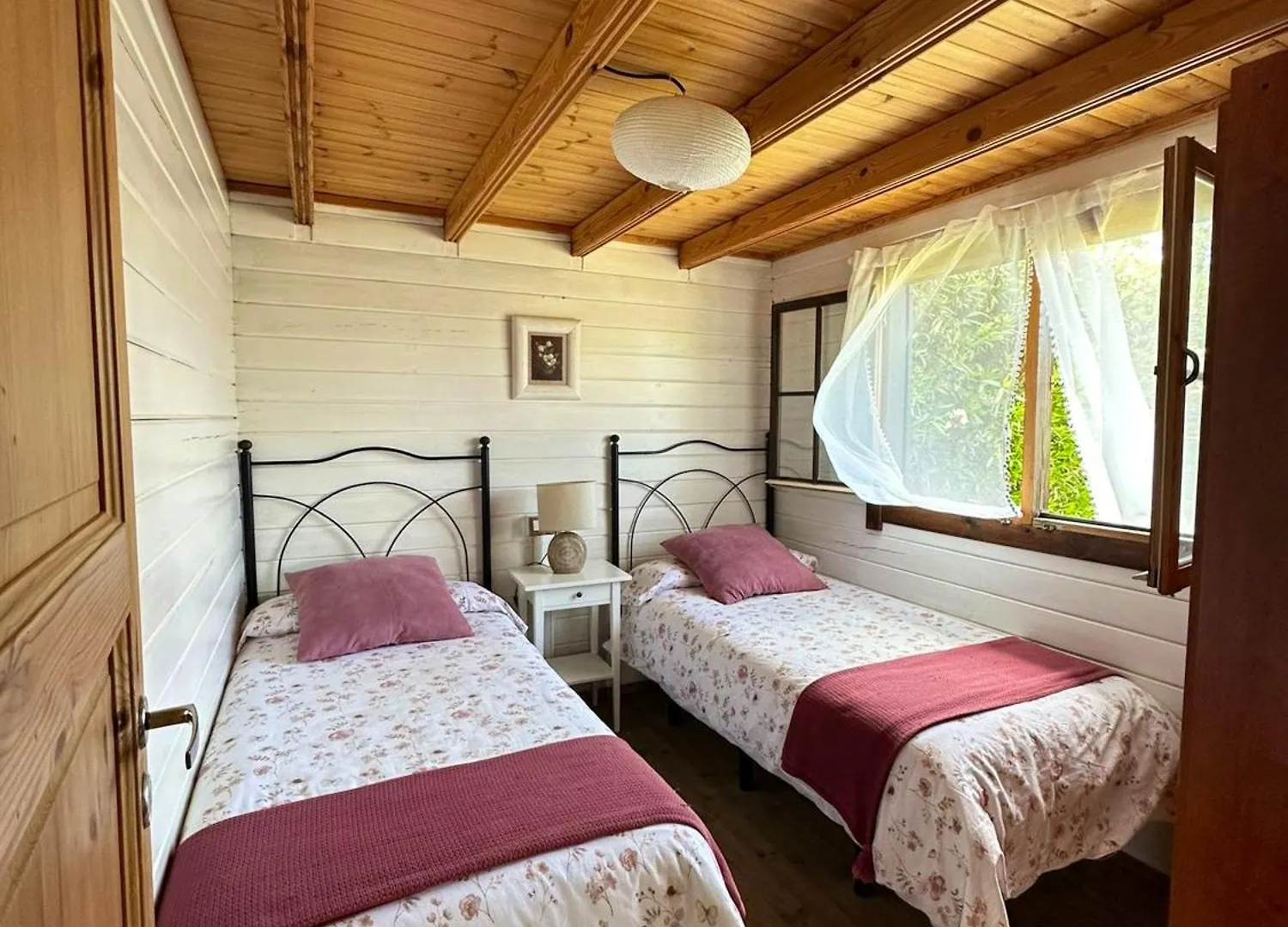 Charming Villa In Setenil De Las Bodegas With Private Pool